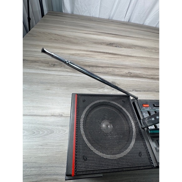 Vintage Unitech CX-450 DualCassette Boombox Stereo System Graphic Equalize